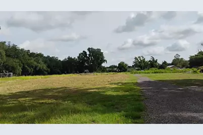 Pleasant Acre Dr, Plant City, FL 33566 - Photo 1