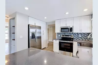 7010 Cobblewood Court, Tampa, FL 33615 - Photo 23