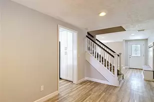 7010 Cobblewood Ct, Tampa, FL 33615 - Photo 17