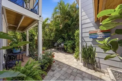 2450 Burlington Avenue N, Saint Petersburg, FL 33713 - Photo 45