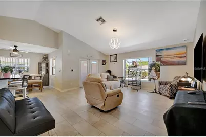4538 35th Avenue Circle E, Palmetto, FL 34221 - Photo 5