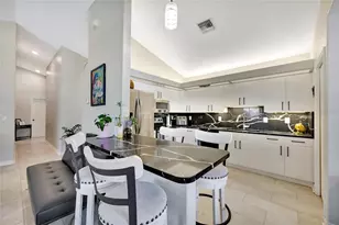 4538 35th Ave Cir E, Palmetto, FL 34221 - Photo 9