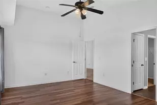6833 Runner Oak Dr, Zephyrhills, FL 33545 - Photo 33