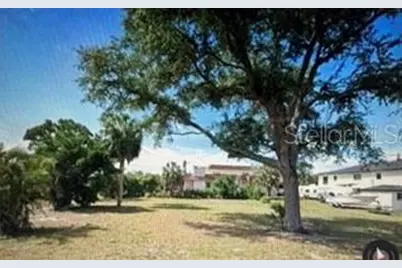 8003 22Ave W, Bradenton, FL 34209 - Photo 1