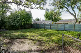 1906 E Caracas St, Tampa, FL 33610 - Photo 3