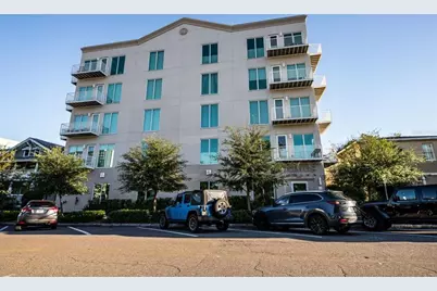 644 3rd Avenue S #408, Saint Petersburg, FL 33701 - Photo 1