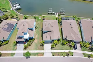 5425 Wishing Arch Dr, Apollo Beach, FL 33572 - Photo 3