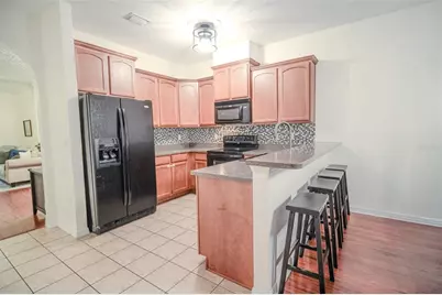1928 Greenwood Valley Drive, Plant City, FL 33563 - Photo 15