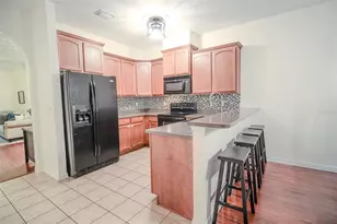 1928 Greenwood Valley Dr, Plant City, FL 33563 - Photo 15