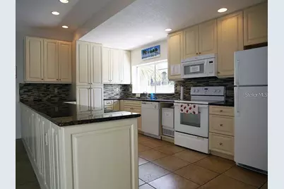 7701 Starkey Road #711, Seminole, FL 33777 - Photo 21