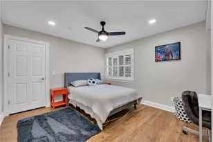 6606 Glencoe Dr, Tampa, FL 33617 - Photo 37