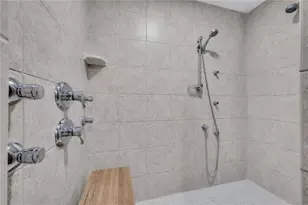 6606 Glencoe Dr, Tampa, FL 33617 - Photo 25