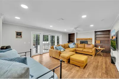 6606 Glencoe Drive, Tampa, FL 33617 - Photo 17