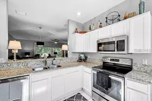14 Seagrape Cir, Clearwater, FL 33759 - Photo 21