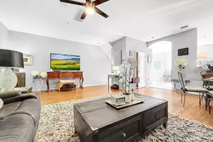 14 Seagrape Cir, Clearwater, FL 33759 - Photo 11
