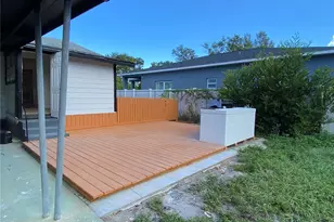 1847 19th St S, Saint Petersburg, FL 33712 - Photo 25