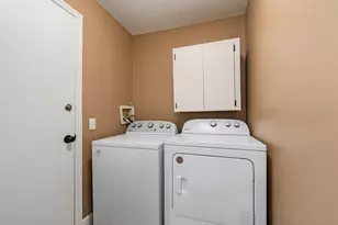3256 Bentley Dr, Palm Harbor, FL 34684 - Photo 25