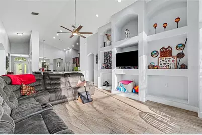 12515 Burgess Hill Drive, Riverview, FL 33579 - Photo 5