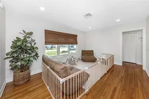 908 W Candlewood Ave, Tampa, FL 33603 - Photo 7