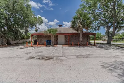 1046 Martin L King Jr Avenue, Lakeland, FL 33805 - Photo 5