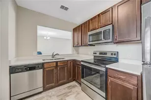 1195 Godavari Wy, Wesley Chapel, FL 33543 - Photo 7