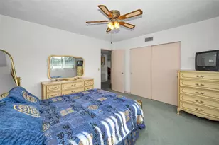 2001 World Pkwy Blvd, Clearwater, FL 33763 - Photo 29