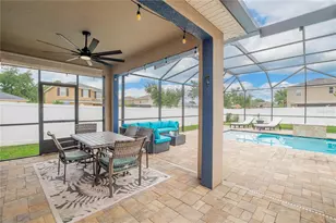 402 Britton Shores Ct, Ruskin, FL 33570 - Photo 5