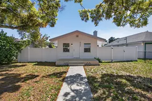 4248 4th Ave S, Saint Petersburg, FL 33711 - Photo 3