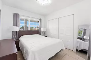 465 E 38th St, Hialeah, FL 33013 - Photo 17