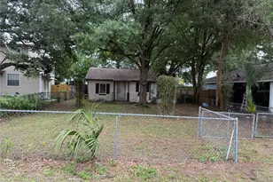 8713 N 39th St, Tampa, FL 33604 - Photo 3