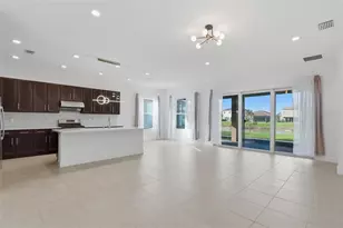 32801 Tree of Life Ave, Wesley Chapel, FL 33543 - Photo 5