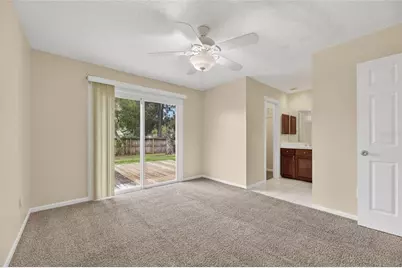 5001 Whiteway Drive, Tampa, FL 33617 - Photo 25