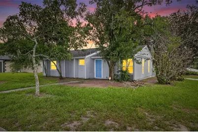 5001 Whiteway Drive, Tampa, FL 33617 - Photo 1