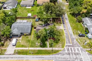 5001 Whiteway Dr, Tampa, FL 33617 - Photo 39
