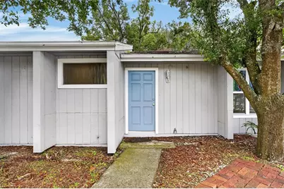 5001 Whiteway Drive, Tampa, FL 33617 - Photo 3