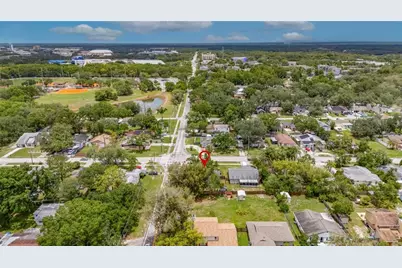 5001 Whiteway Drive, Tampa, FL 33617 - Photo 45