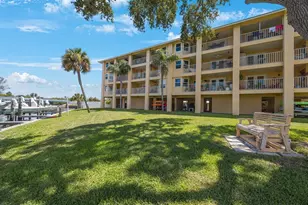 1125 Pinellas Bayway S, Saint Petersburg, FL 33715 - Photo 3