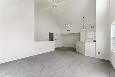 9714 Lake Chase Island Way, Tampa, FL 33626 - Photo 11