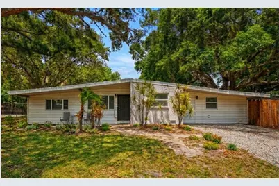 4437 W Bay Avenue, Tampa, FL 33616 - Photo 1