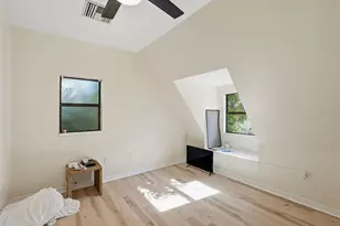 2607 W Wyoming Ave, Tampa, FL 33611 - Photo 29