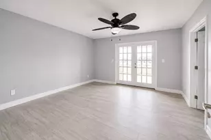6530 Bimini Ct, Apollo Beach, FL 33572 - Photo 9
