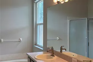 919 Grand Canyon Dr, Valrico, FL 33594 - Photo 15