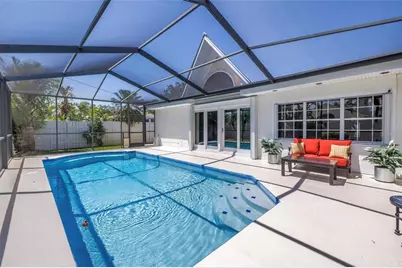 742 45th Avenue NE, Saint Petersburg, FL 33703 - Photo 3