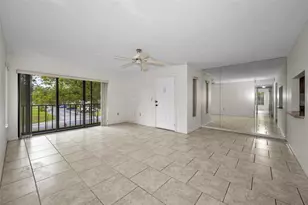 2687 Pine Ridge Way S, Palm Harbor, FL 34684 - Photo 9