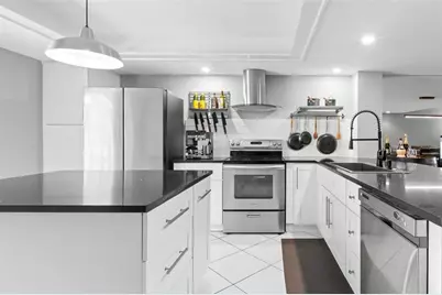 737 Pinellas Bayway S #308, Saint Petersburg, FL 33715 - Photo 3