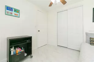 9217 Spyglass Ct, Tampa, FL 33615 - Photo 25