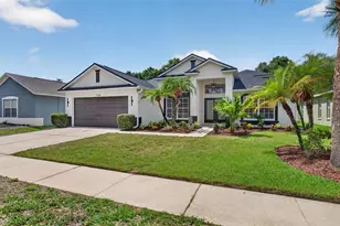 7705 Nottinghill Sky Dr, Apollo Beach, FL 33572 - Photo 3