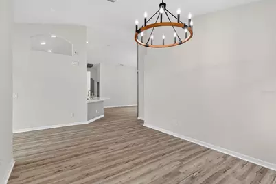 7705 Nottinghill Sky Drive, Apollo Beach, FL 33572 - Photo 11