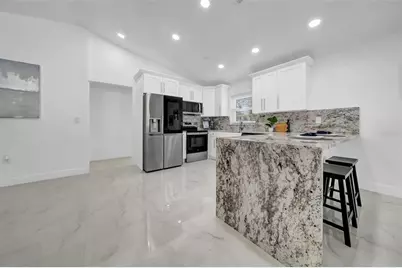 2020 58th Avenue S, Saint Petersburg, FL 33712 - Photo 5