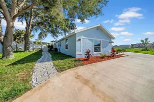 2020 58th Ave S, Saint Petersburg, FL 33712 - Photo 41
